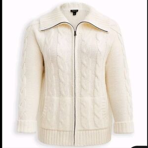 Torrid chunky cable knit zip up sweater